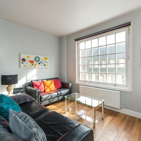 Royal Mile Modern Apartment เอดินบะระ ภายนอก รูปภาพ