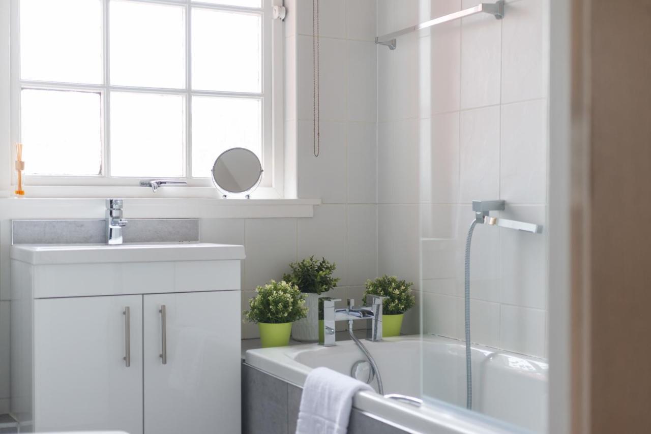 Royal Mile Modern Apartment เอดินบะระ ภายนอก รูปภาพ