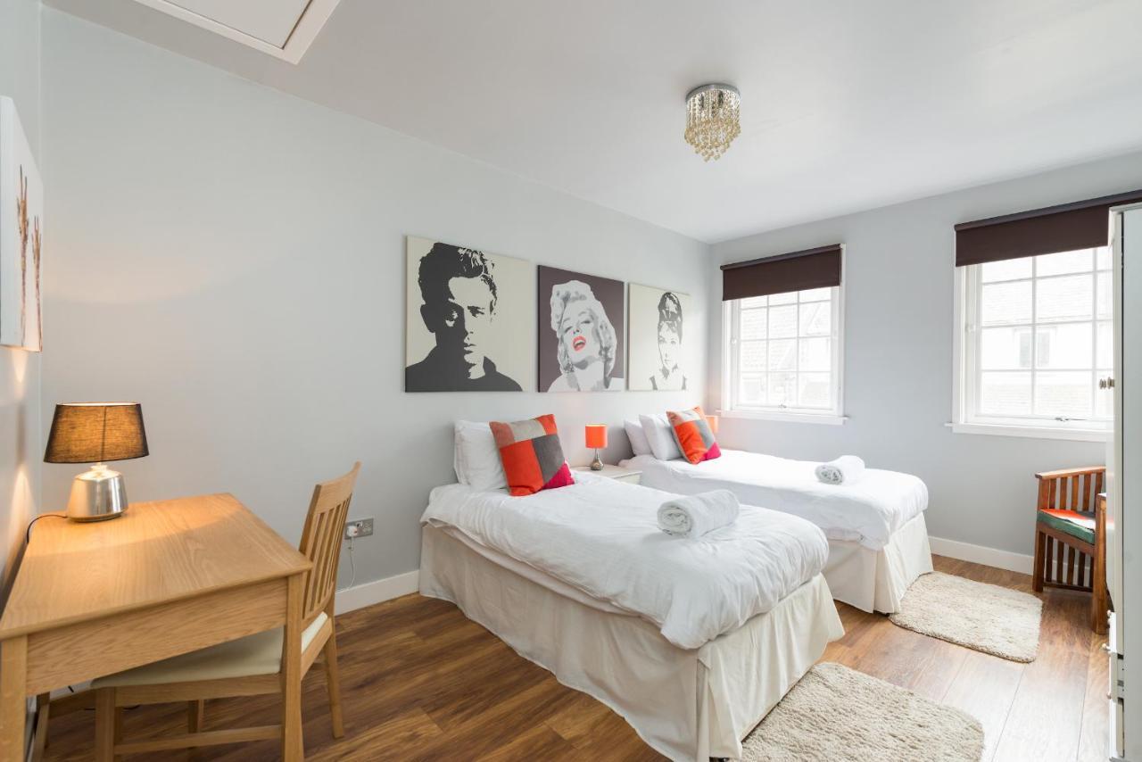Royal Mile Modern Apartment เอดินบะระ ภายนอก รูปภาพ