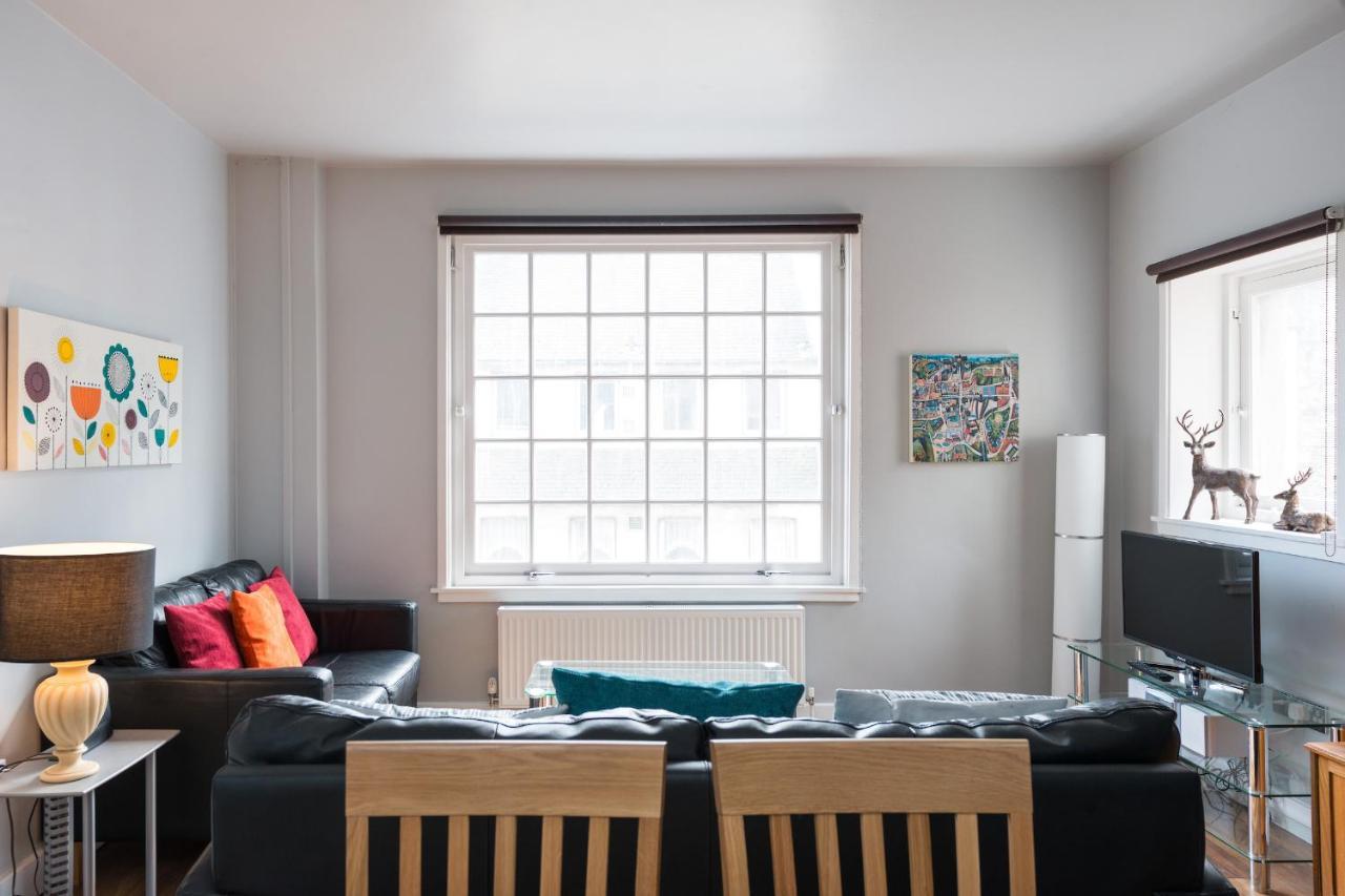Royal Mile Modern Apartment เอดินบะระ ภายนอก รูปภาพ