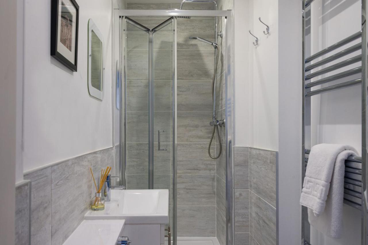 Royal Mile Modern Apartment เอดินบะระ ภายนอก รูปภาพ