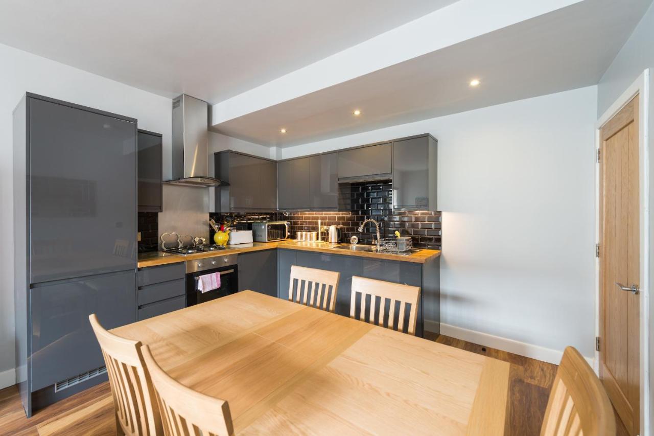 Royal Mile Modern Apartment เอดินบะระ ภายนอก รูปภาพ