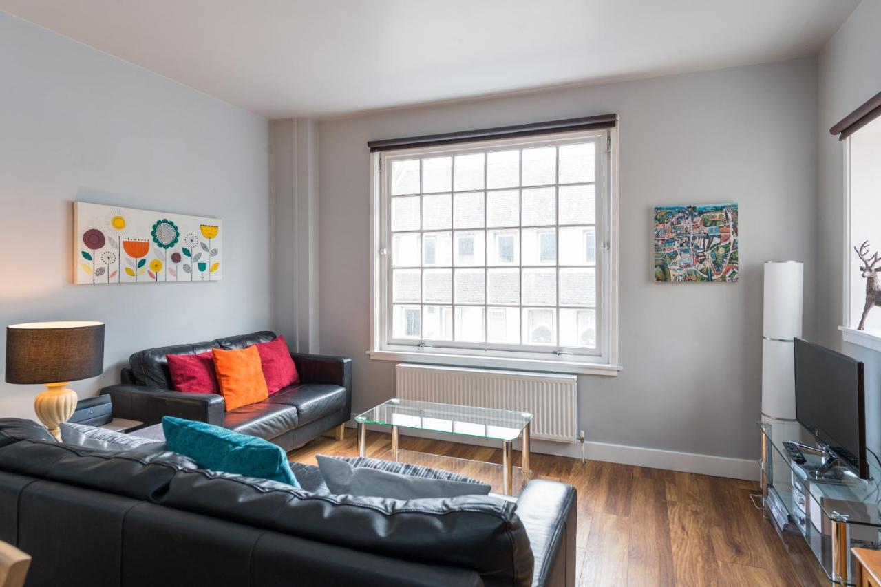 Royal Mile Modern Apartment เอดินบะระ ภายนอก รูปภาพ