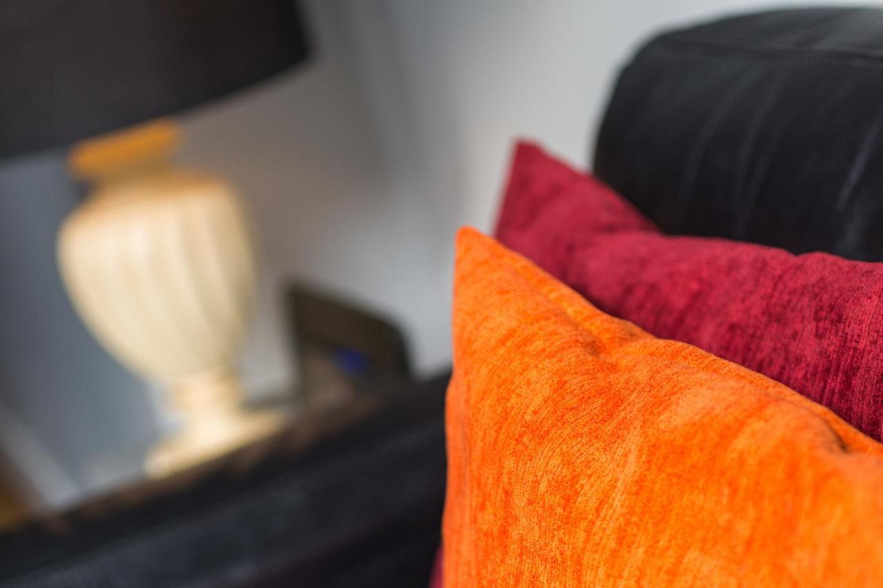 Royal Mile Modern Apartment เอดินบะระ ภายนอก รูปภาพ