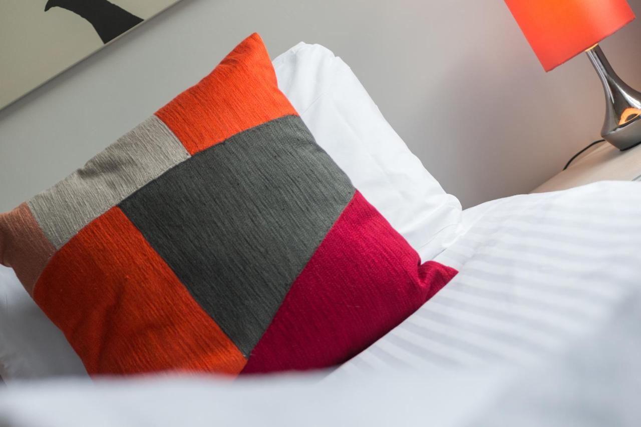 Royal Mile Modern Apartment เอดินบะระ ภายนอก รูปภาพ